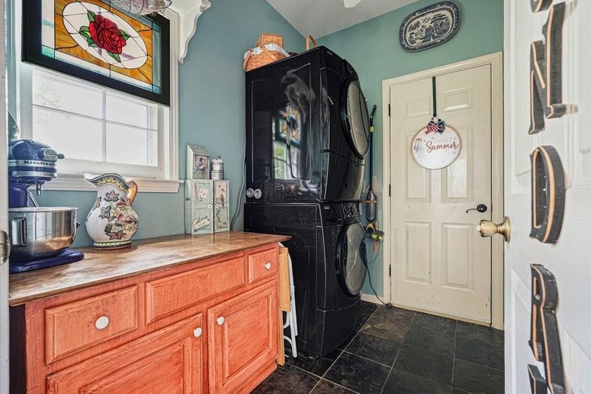 Welcome home to this charming ranch nestled on a private - photo 24