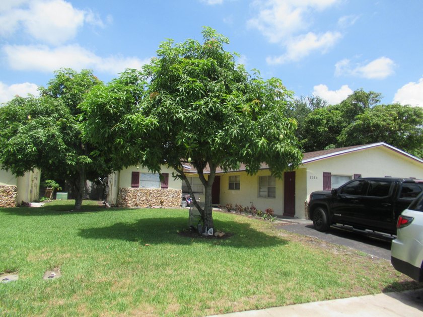 Great investment opportunity in East Deerfield Beach! This - photo 4