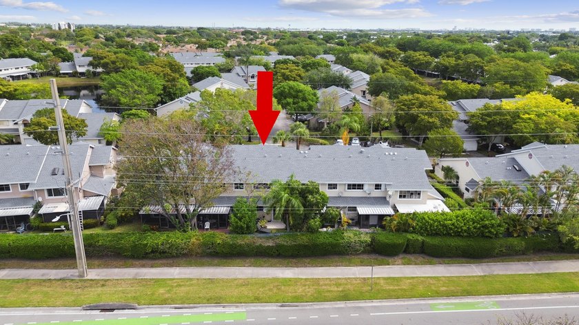 Beautifully updated townhome in the gated community of Discover - photo 40