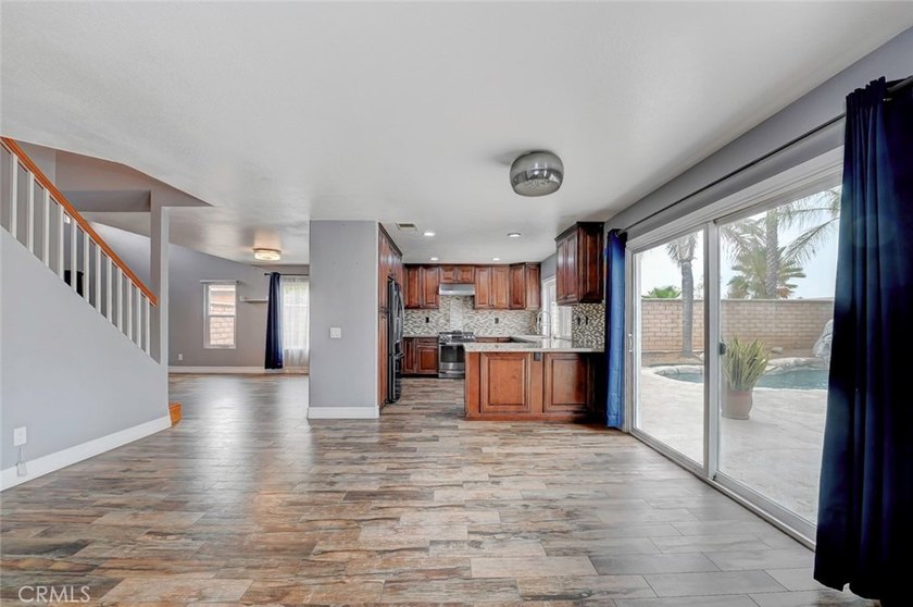 Welcome to your BEAUTIFUL 4 Bedroom, 3 Bath - SOLAR HEATED, POOL - photo 17