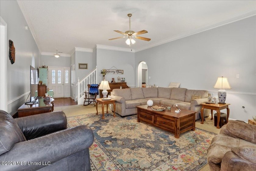 Lewisburg Schools!! Welcome to this charming 3-bedroom - photo 8