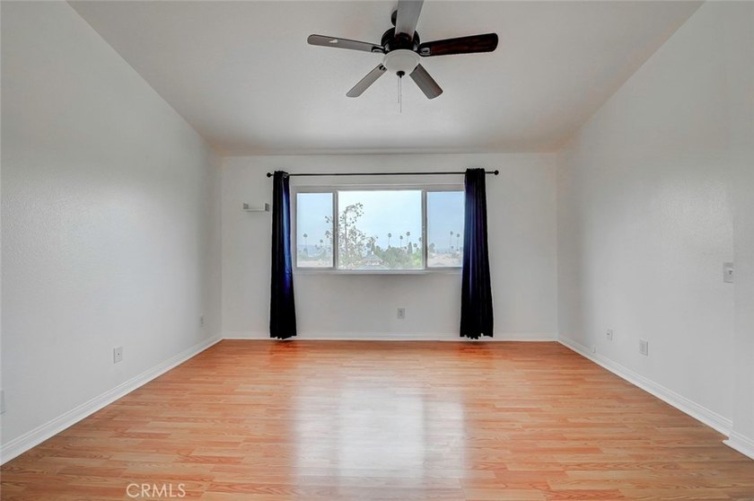 Welcome to your BEAUTIFUL 4 Bedroom, 3 Bath - SOLAR HEATED, POOL - photo 26