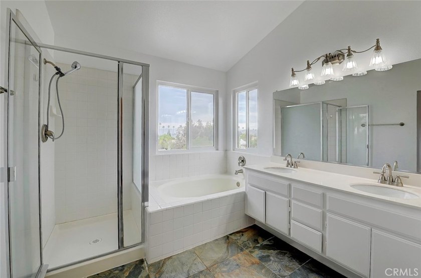 Welcome to your BEAUTIFUL 4 Bedroom, 3 Bath - SOLAR HEATED, POOL - photo 33