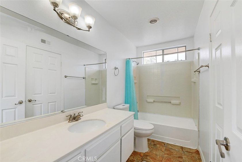 Welcome to your BEAUTIFUL 4 Bedroom, 3 Bath - SOLAR HEATED, POOL - photo 34