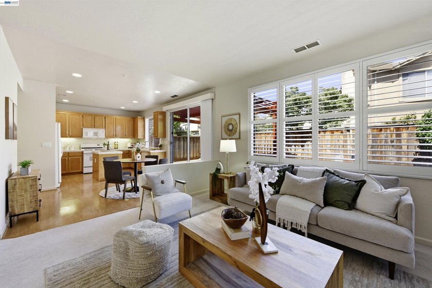 Located in an established Union City neighborhood, this - photo 8