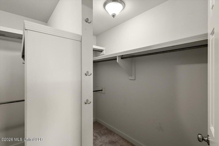 *QUALIFIES FOR USDA $0 DOWN* Welcome to this stunning 3-bedroom - photo 19