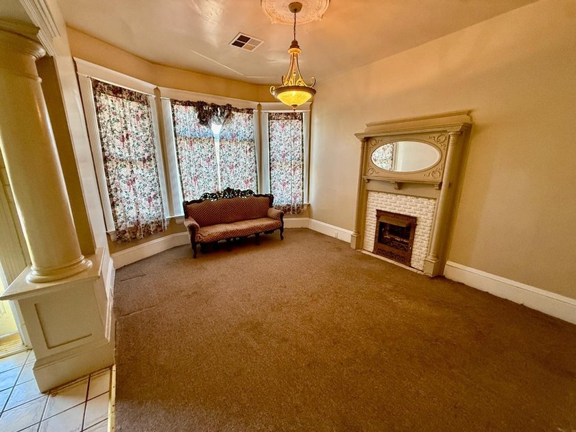 Charming 100+year Victorian home, borders San Jose and beautiful - photo 12