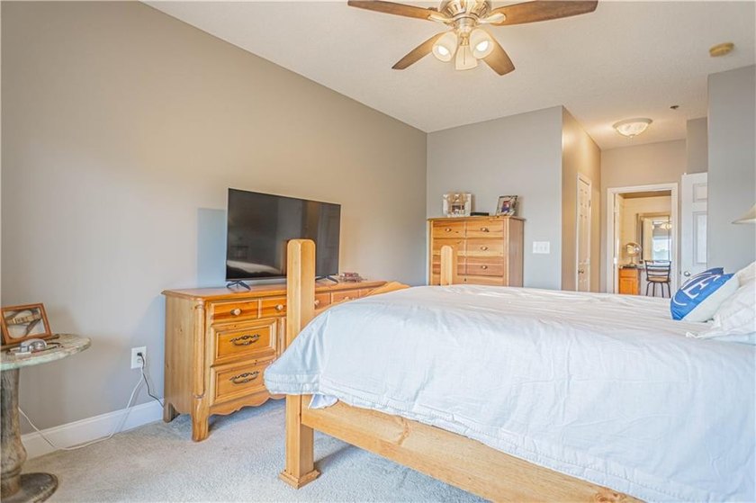 Welcome to lakefront living at Crepe Myrtle Commons on Lake - photo 12