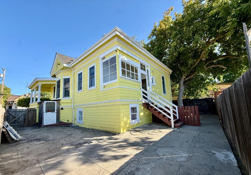Charming 100+year Victorian home, borders San Jose and beautiful - photo 20