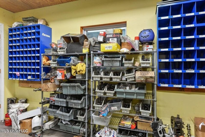 Main Street Machine Building is for Sale. Owner is selling - photo 21