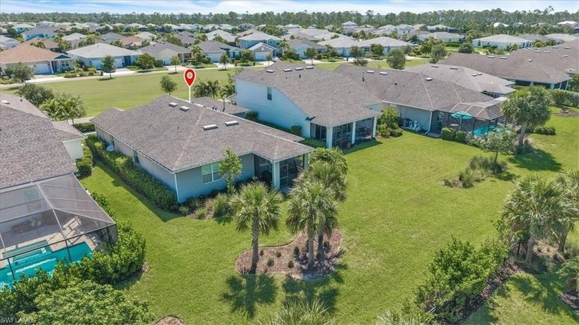 Move-in-ready and beautifully upgraded, this 3-bed + den, 2-bath - photo 34