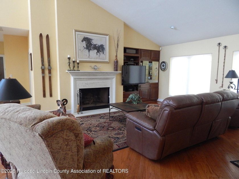 Luxury 4-Bedroom Home at Alto Lakes Golf &amp; Country Club, Alto - photo 14