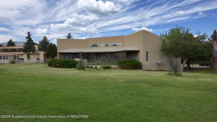 Luxury 4-Bedroom Home at Alto Lakes Golf &amp; Country Club, Alto - photo 30