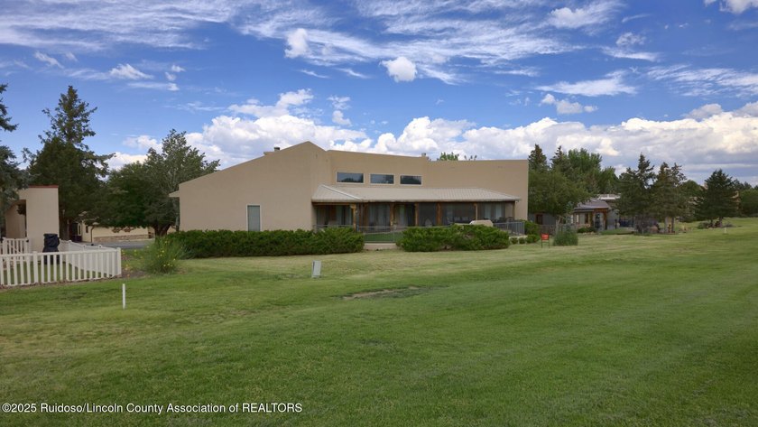 Luxury 4-Bedroom Home at Alto Lakes Golf &amp; Country Club, Alto - photo 31
