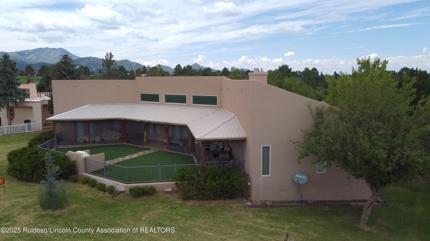 Luxury 4-Bedroom Home at Alto Lakes Golf &amp; Country Club, Alto - photo 35