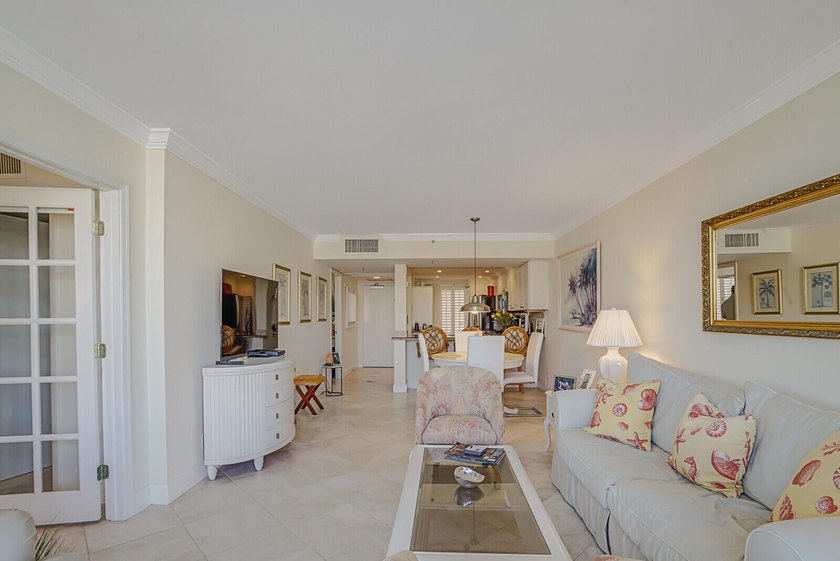 Introducing G305, a 2BR/2BA condo in the Yacht &amp; Racquet Club of - photo 9
