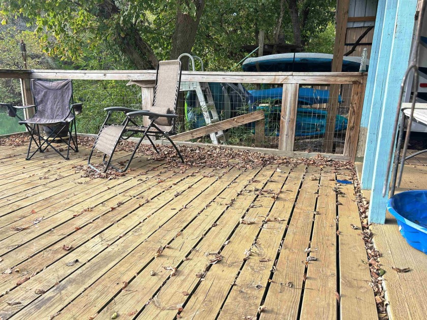 Waterfront Getaway on the Beautiful Spring River! This - photo 2