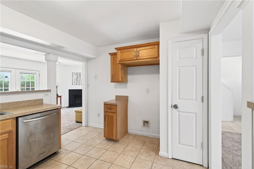 This home is in great condition featuring 3 bedrooms and 2.5 - photo 10