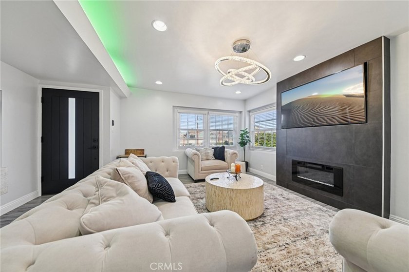 Proudly introducing this stunning 4-bedroom, 3-bath Rancho Palos - photo 3
