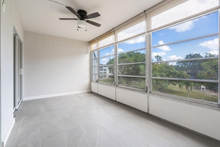 Brand New &amp; pristine 2 bedroom and full 2 bath unit. Located in - photo 26