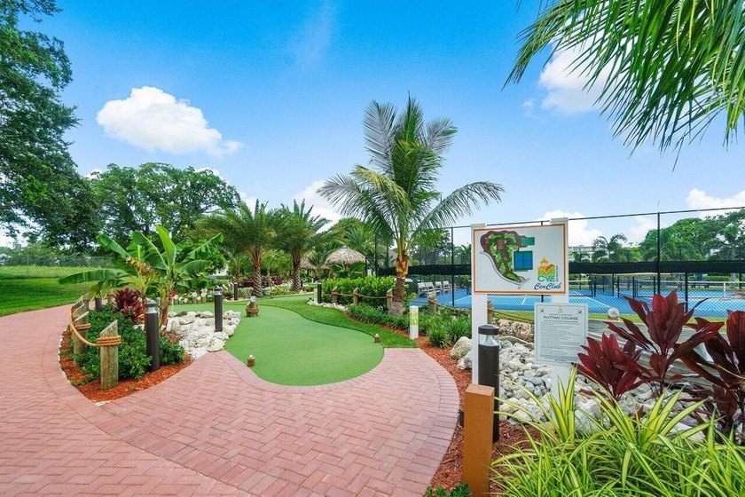 Brand New &amp; pristine 2 bedroom and full 2 bath unit. Located in - photo 36