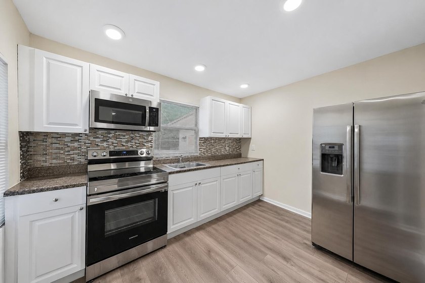 Up to $10K in seller concessions offered to buyer! Perfect if - photo 4