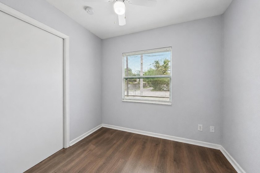 Up to $10K in seller concessions offered to buyer! Perfect if - photo 6