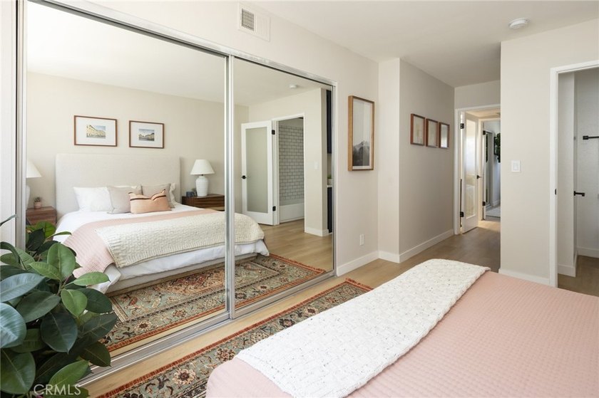 Elegant Townhome on the ICONIC Abbot Kinney Blvd - Venice Beach - photo 8