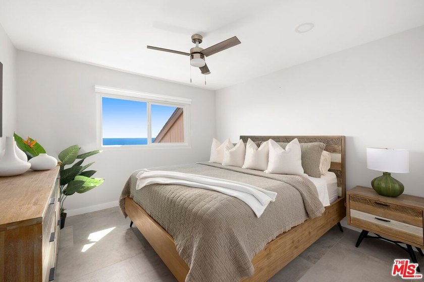 Perched above one of Orange County's most coveted stretches of - photo 23