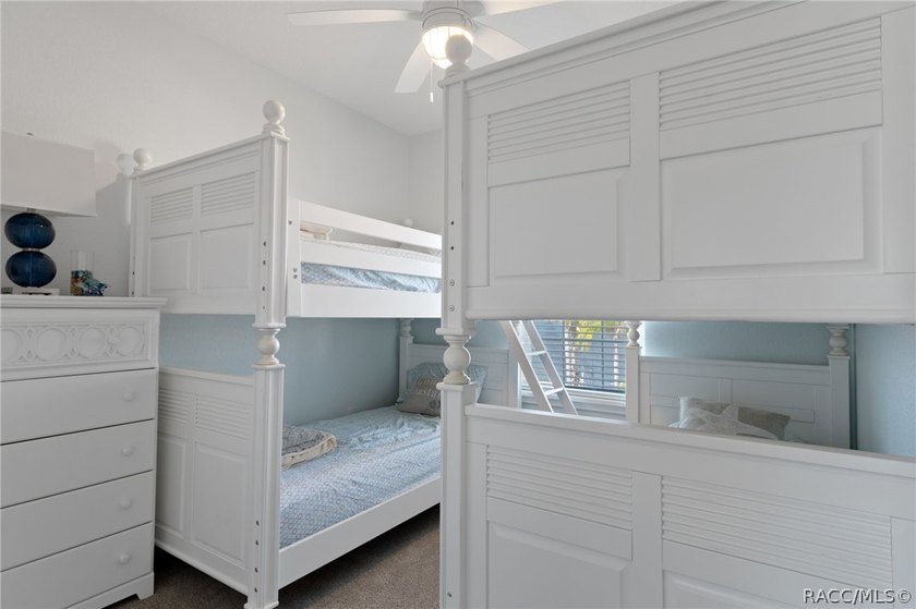 This Vacation Paradise Home on the Nature Coast is calling your - photo 27