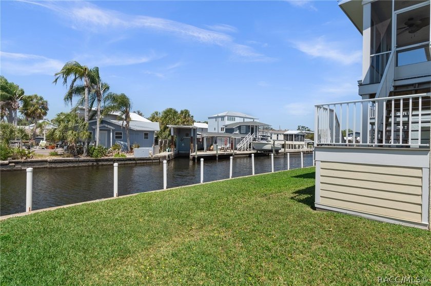 This Vacation Paradise Home on the Nature Coast is calling your - photo 36