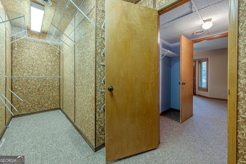 Welcome to 137 Broadwater Court in the highly sought-after gated - photo 41