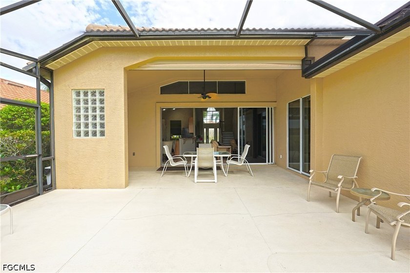 Welcome to your dream home in the prestigious Colonial Country - photo 31