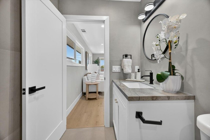 Experience the charm of a classic Craftsman with the confidence - photo 33