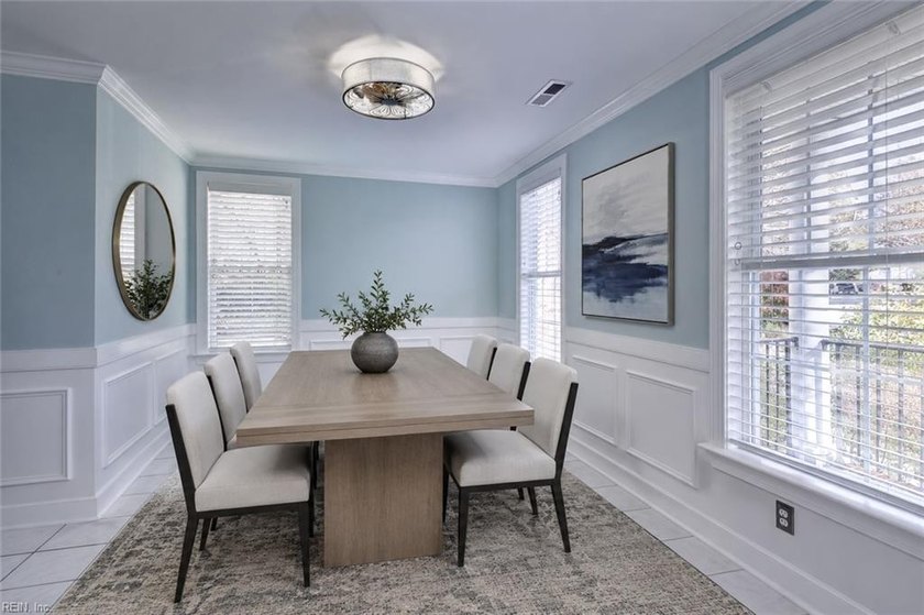 Nestled in sought-after Windsor Forest, this well maintained - photo 8