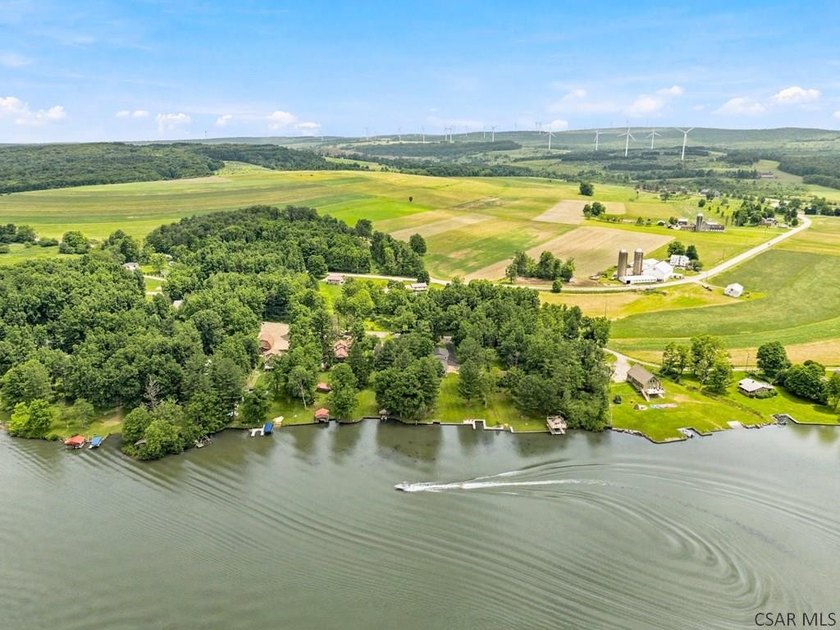 Welcome to your fully renovated Lake Stonycreek retreat! This - photo 6