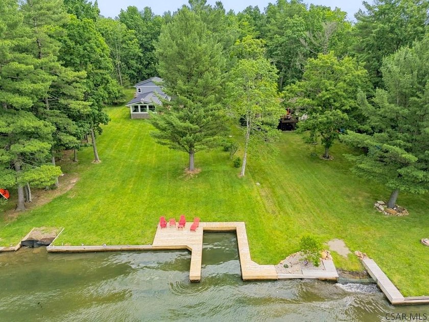 Welcome to your fully renovated Lake Stonycreek retreat! This - photo 7