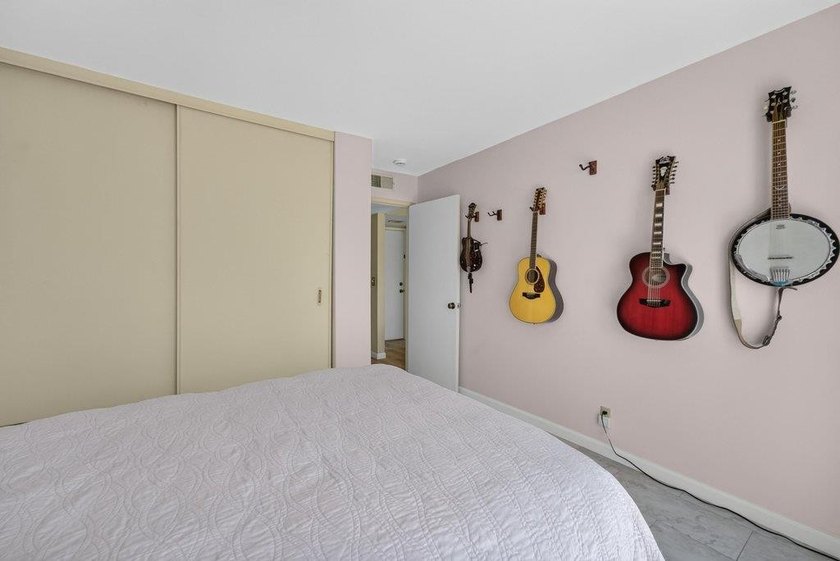 Beautifully maintained home offering comfort, versatility, and - photo 14