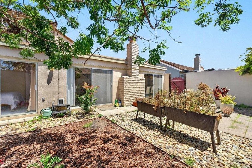 Beautifully maintained home offering comfort, versatility, and - photo 25