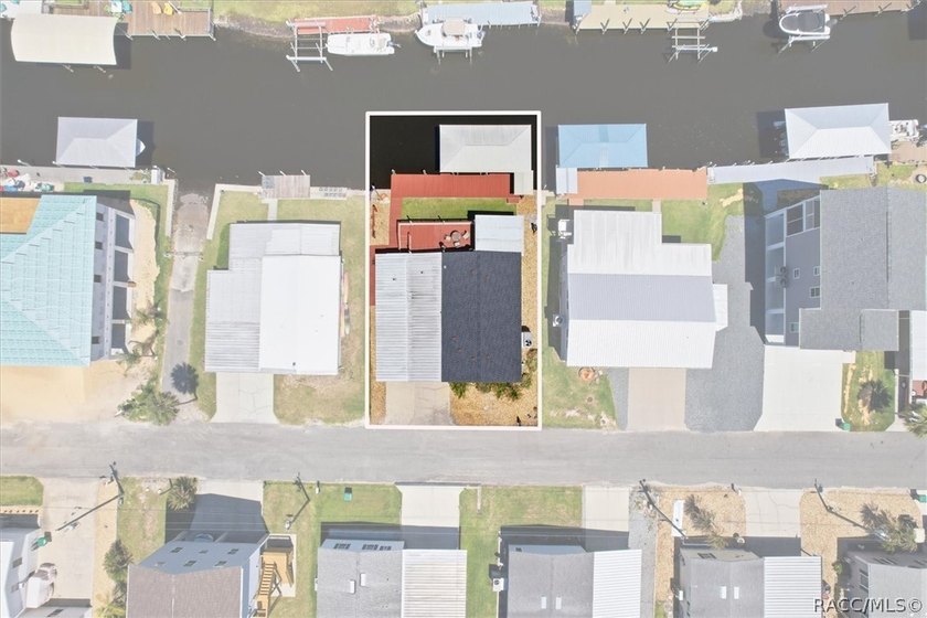 ***HOME DID NOT FLOOD INSIDE*** Seller is offering a $12,000 - photo 47