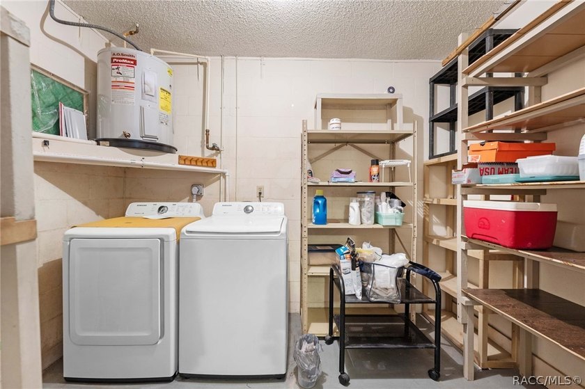 25,000 price reduction! Charming and versatile, this 2-bedroom - photo 23