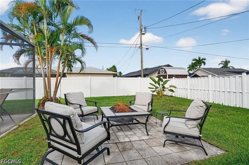 JUST REDUCED!! MOVE in ready Home! *When a house feels like home - photo 33