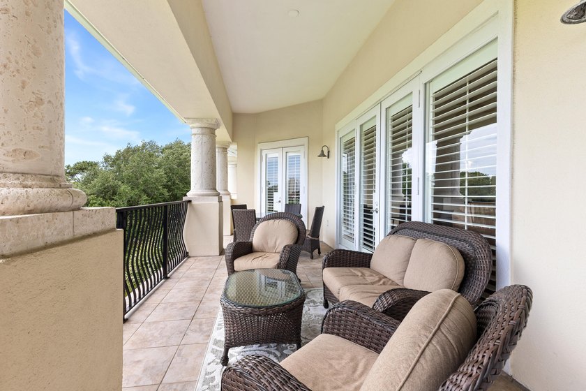 Best-priced large one-level furnished condo in desirable Pine - photo 28