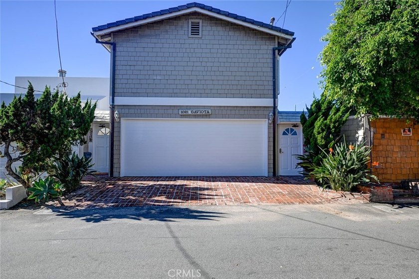 LUXURY OCEANFRONT VACATION RENTAL. This turn-key rental is - photo 25