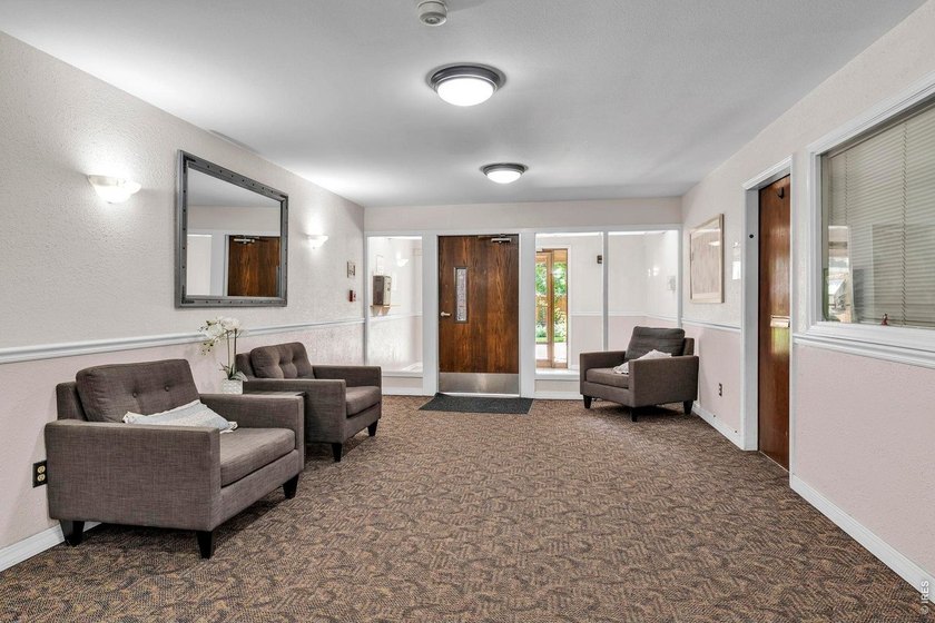 Rare Opportunity! Two 2 Bed - 2 bath Shady Creek Condo's that - photo 22
