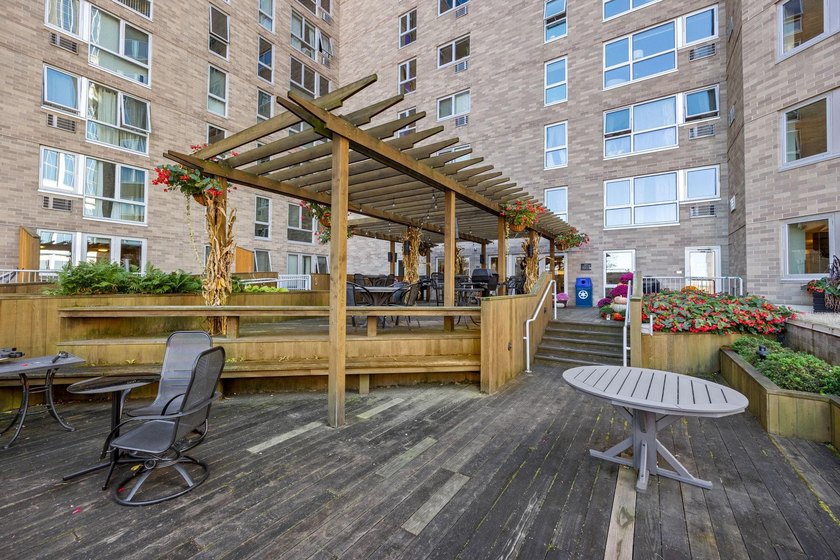 Centre Village offers the perfect blend of urban convenience and - photo 23