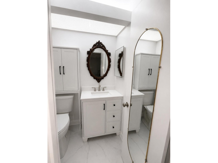 Welcome home to this charming one-bedroom, one-and-a-half-bath - photo 8