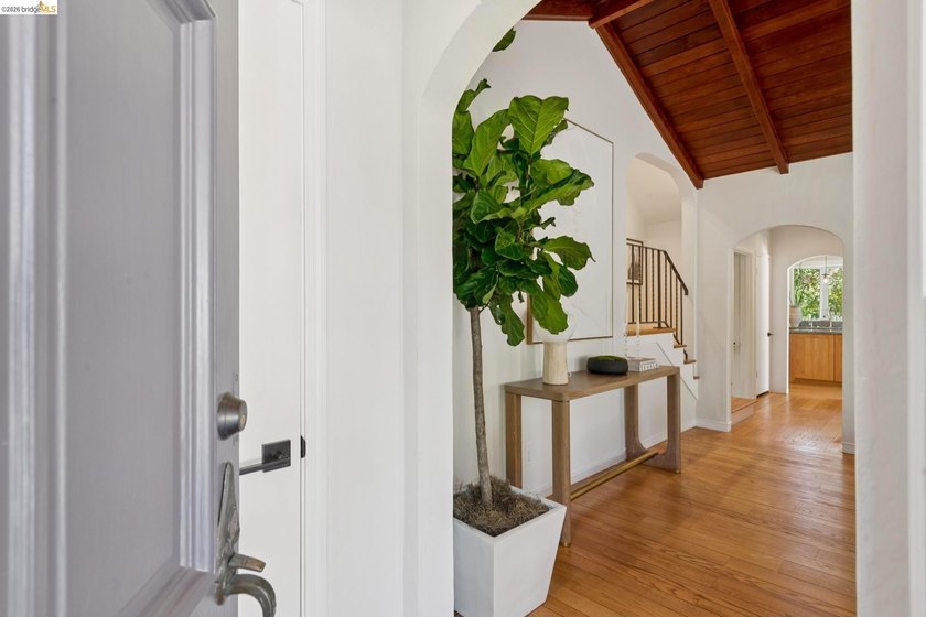 New listing. Exceptional Upper Oakmore Traditional with timeless - photo 7