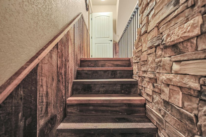 Custom-built log home just minutes from beautiful Lake Ouachita! - photo 22