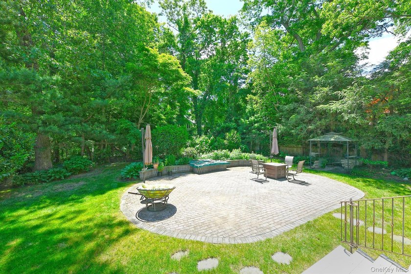 Welcome to 18 Homeland Drive. This home is located in the - photo 23